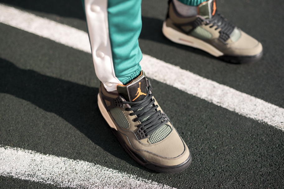 Air Jordan 4 Retro "Undefeated" обзор товара и новинки, статьи и многое другое