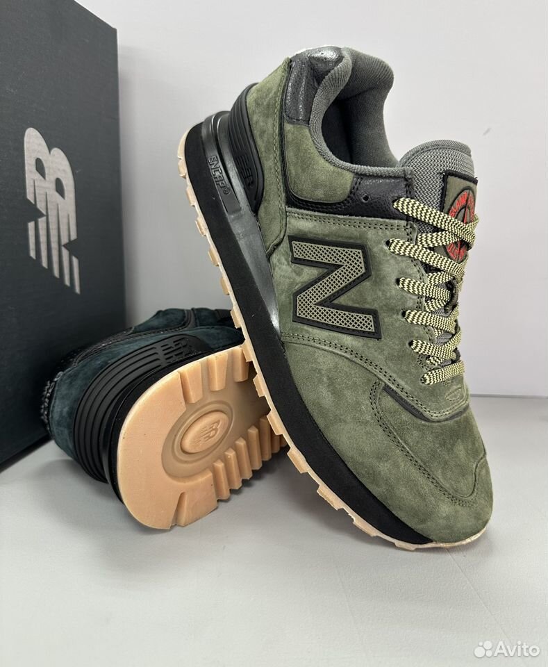 Фотография модели Кроссовки  цвет Зелёный  бренд  New Balance