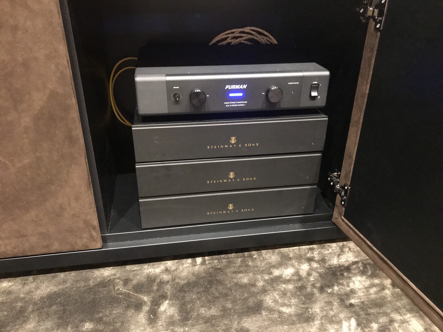 Home cinema uae