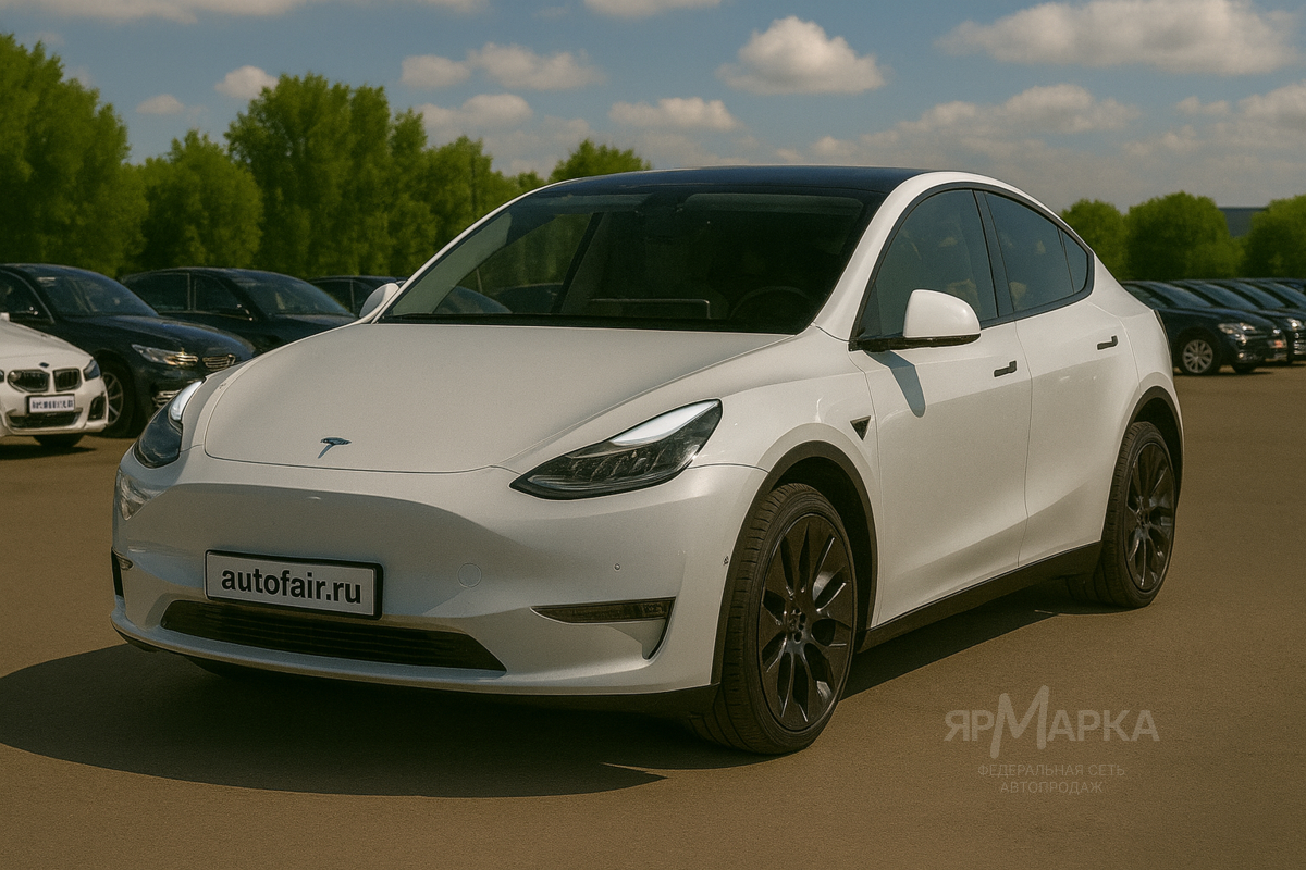 Tesla model Y, 2023