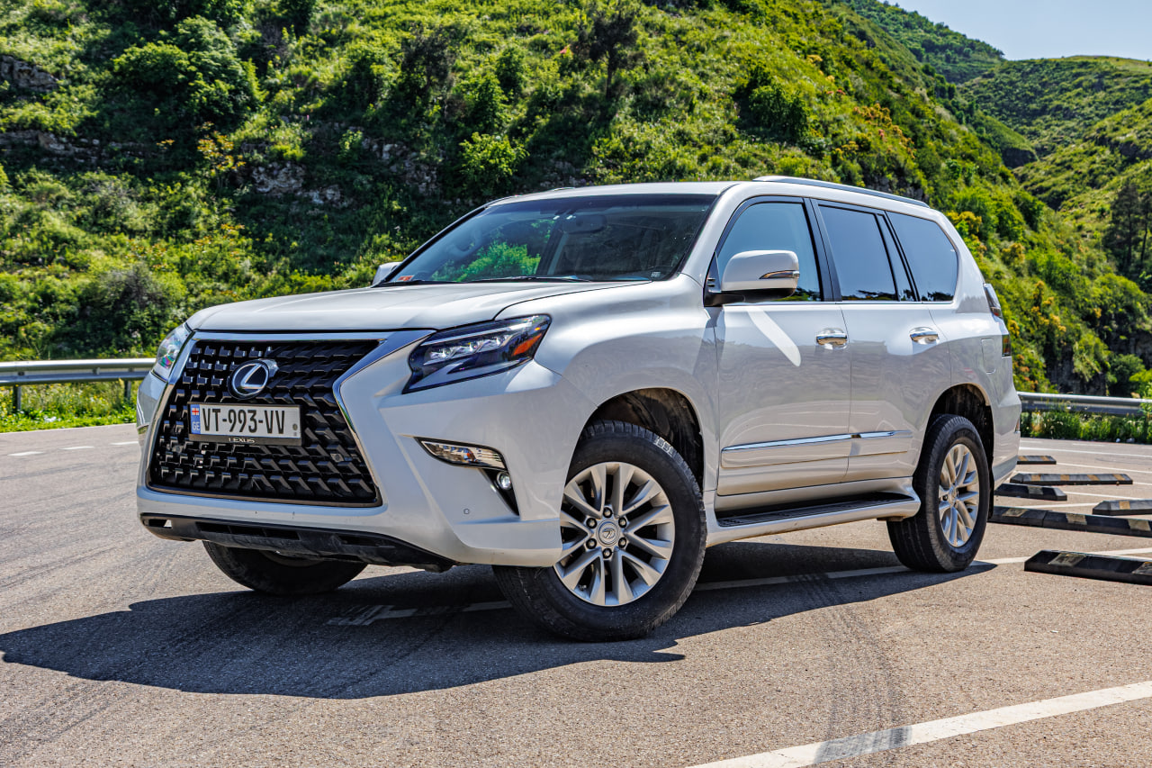 Аренда Lexus GX в Грузии