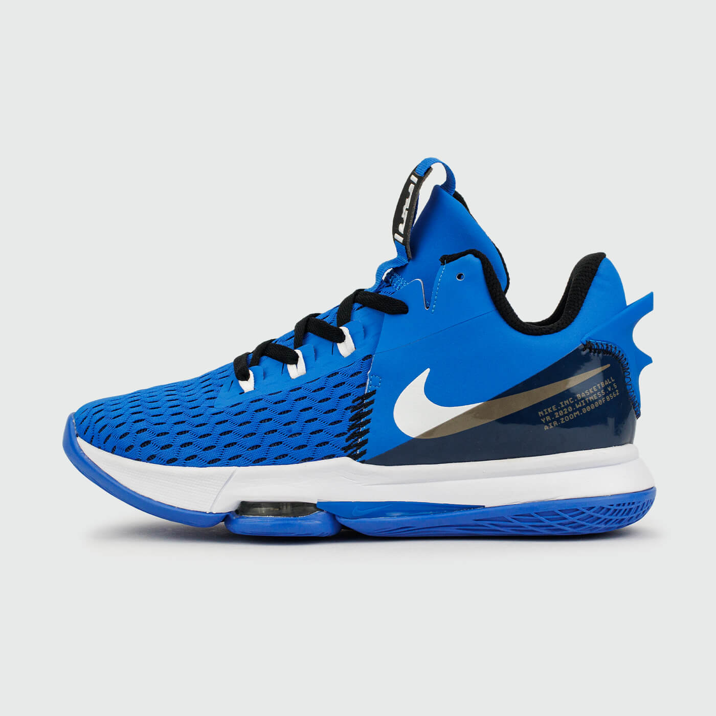 LeBron Witness 5 Game Royal чаще выбирают клиенты