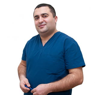 Բժիշկներ Երևանում
