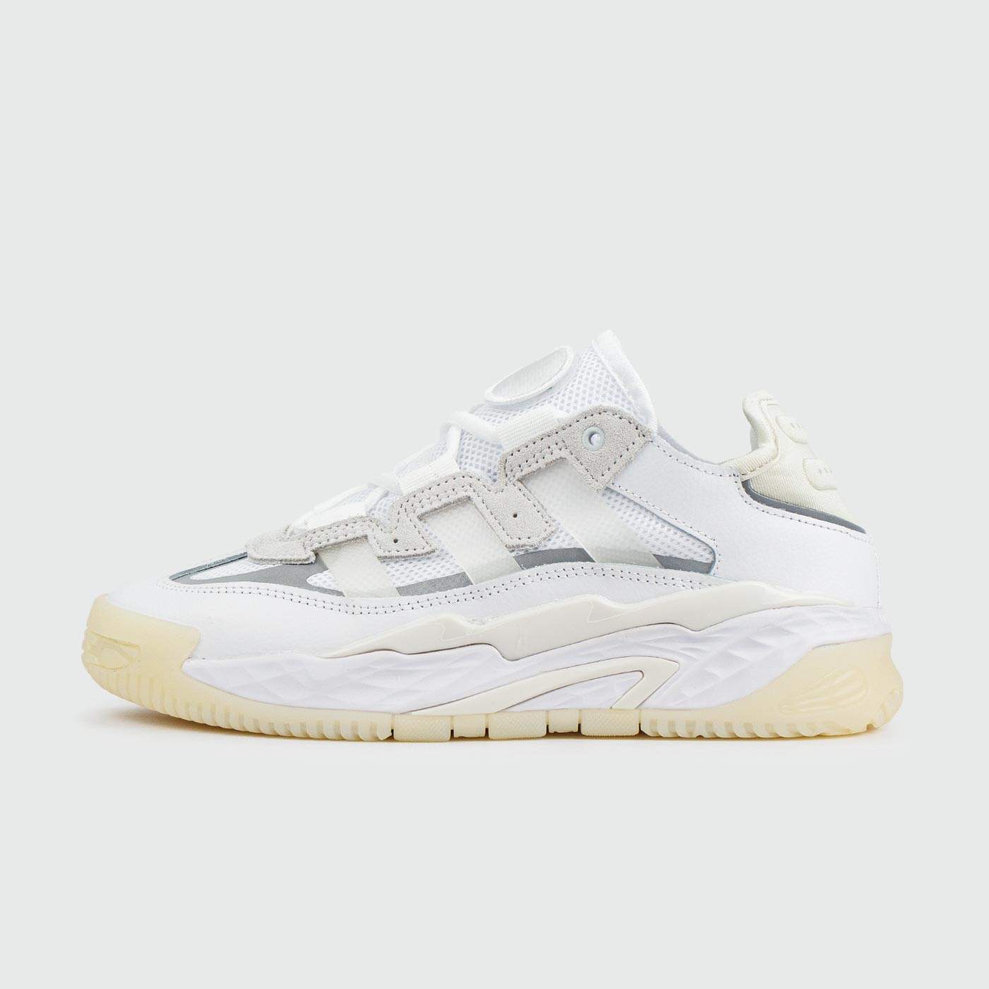 Niteball White Wmns чаще выбирают клиенты