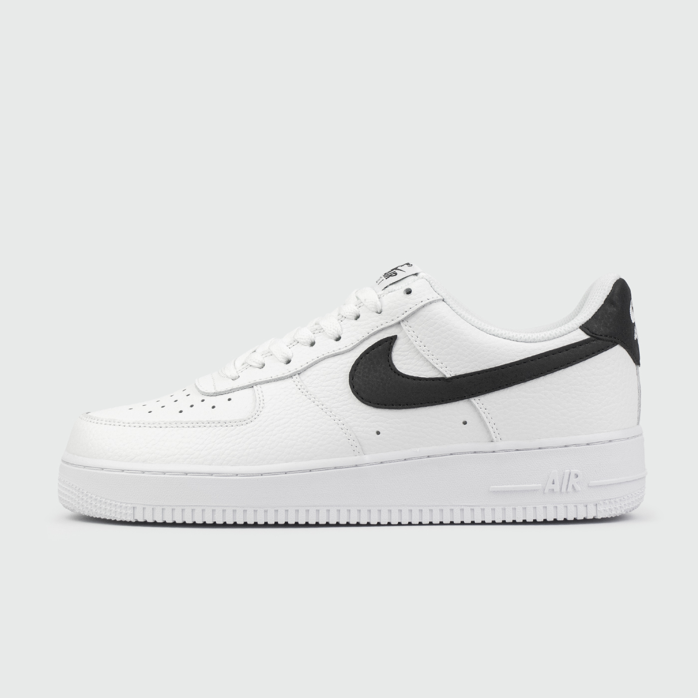 Air Force 1 Low Wmns White/Black 2 чаще выбирают клиенты