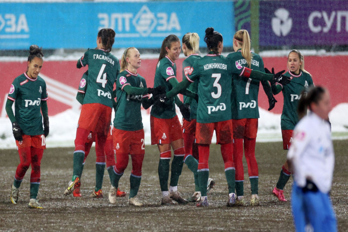 24 ноября женский футбольный клуб «Локомотив» провёл заключительную игру сезона
