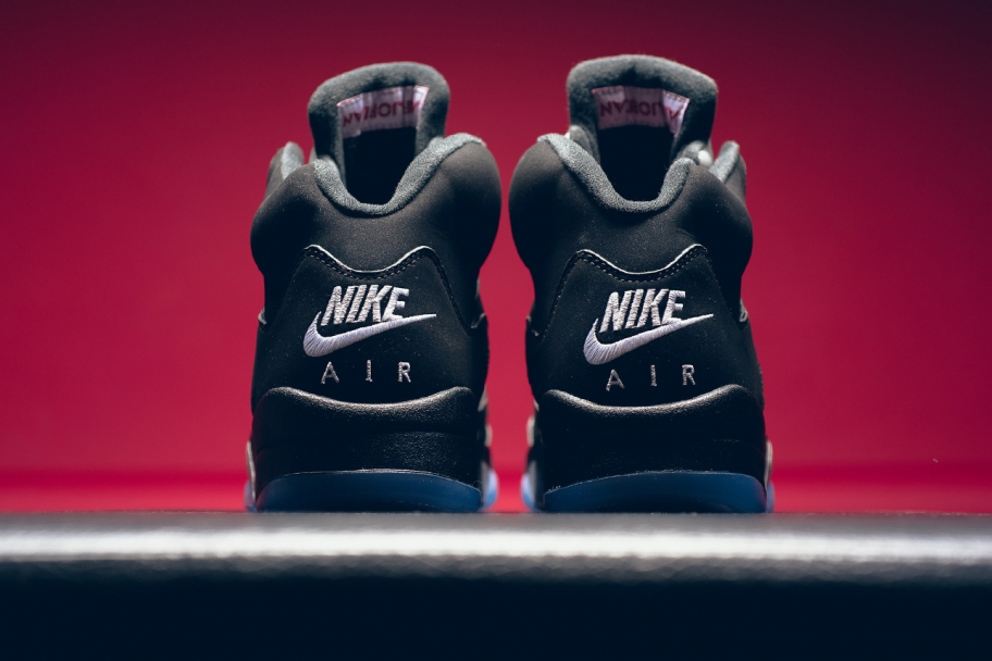Air Jordan 5 Black Metallic обзор товара и новинки, статьи и многое другое