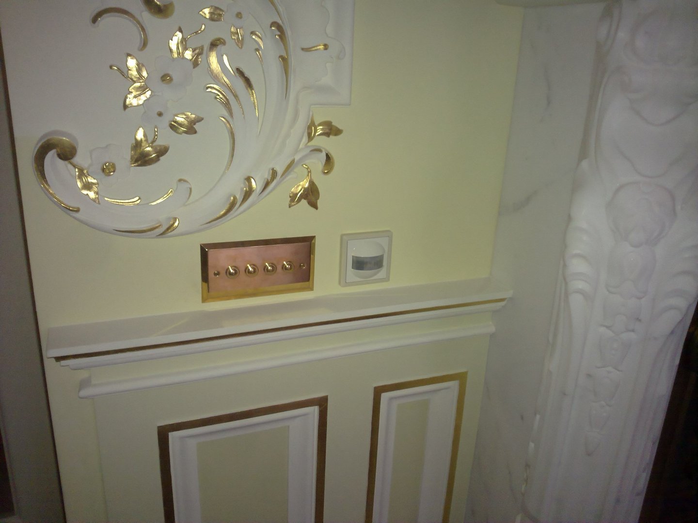 knx uae