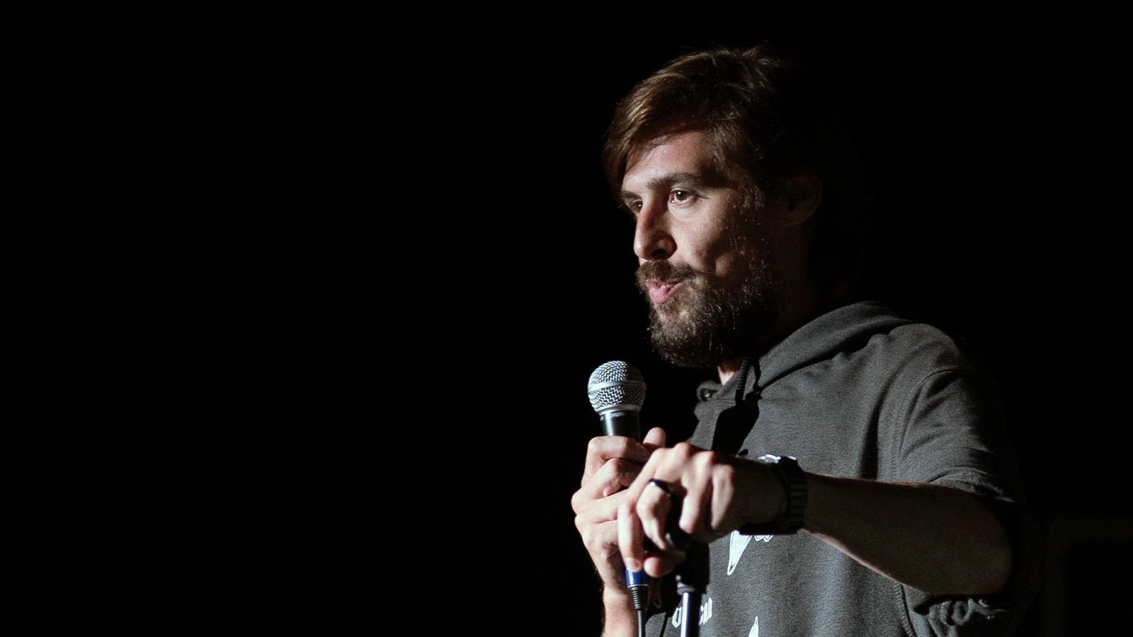 Ночной стендап (+ напиток) в Стендап-клубе Comedy Crew Казань Ночной стендап (+ напиток) в Стендап-клубе Comedy Crew Казань