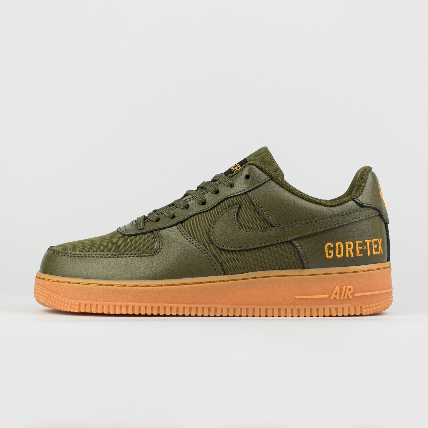 Air Force 1 Low Gore-tex Green/Gum чаще выбирают клиенты