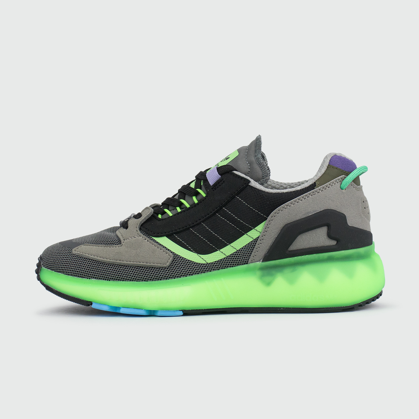 ZX 5K Boost Grey/Green чаще выбирают клиенты