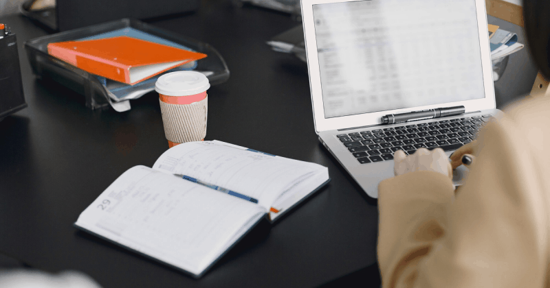 Применяйте A/B-тестирование, чтобы находить лучшие варианты объявлений и увеличивать конверсию