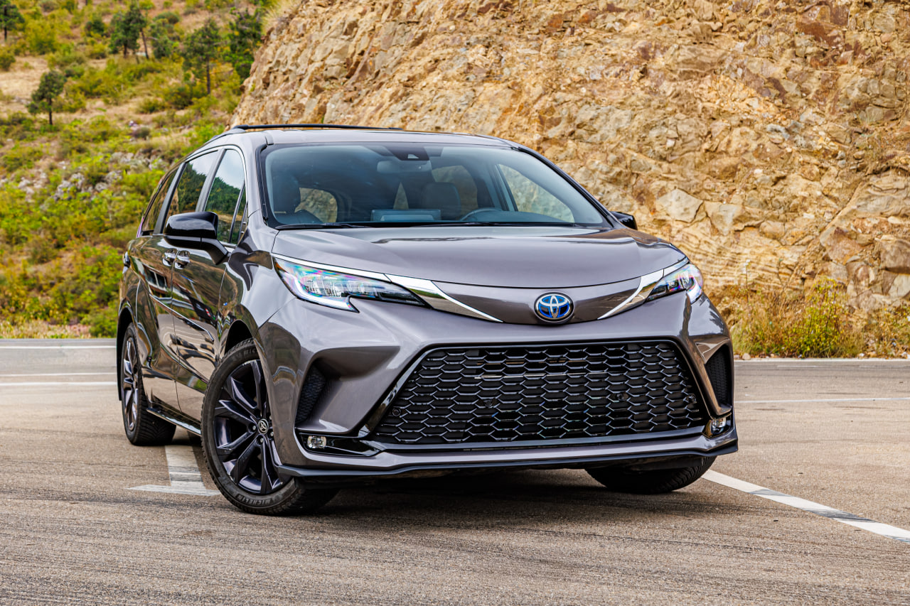 Аренда Toyota Sienna Xse в Грузии