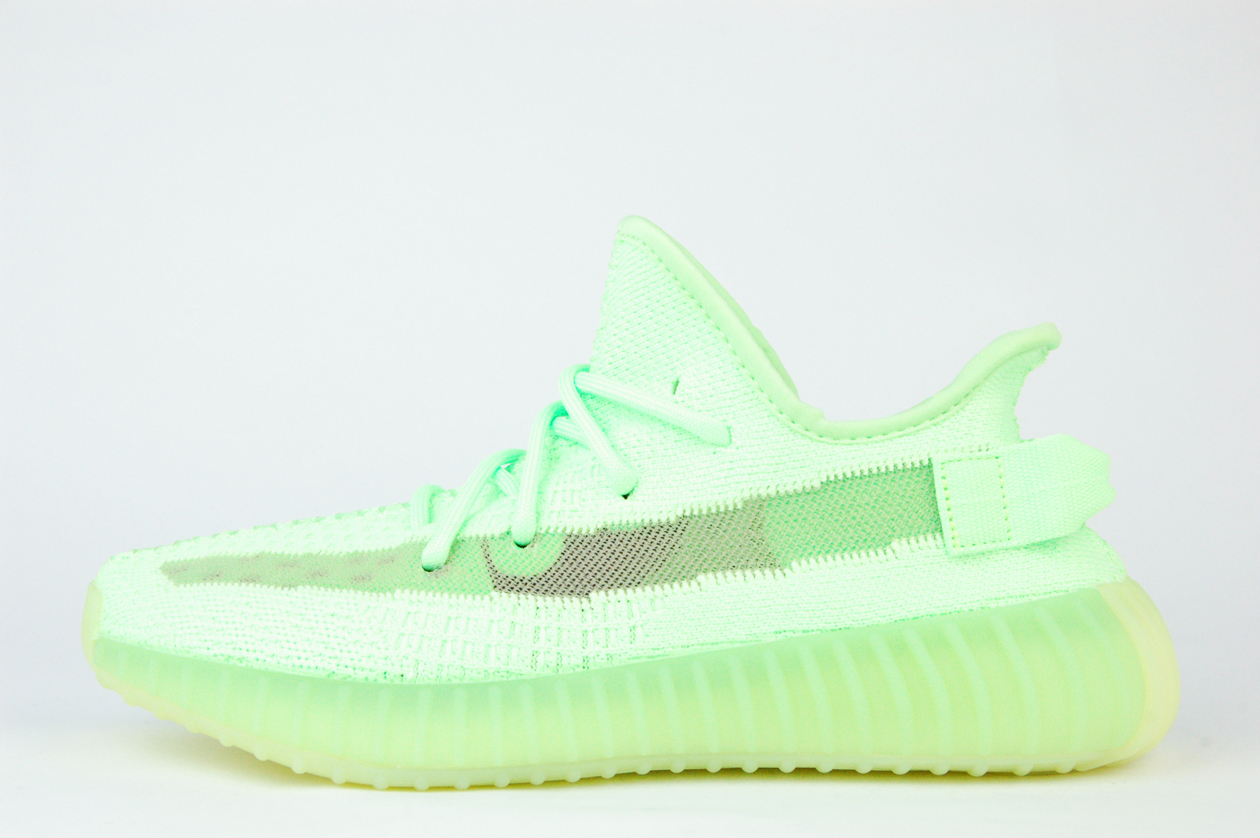 Yeezy 350 boost v2 Glow чаще выбирают клиенты