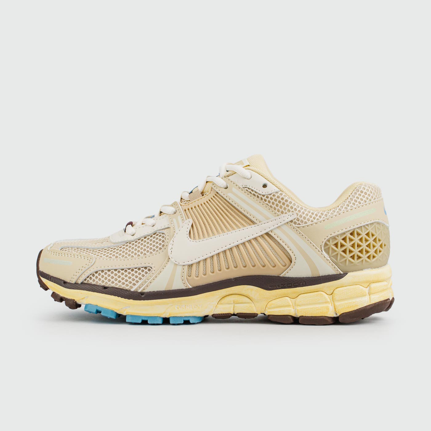 Zoom Vomero 5 Cream Wmns чаще выбирают клиенты