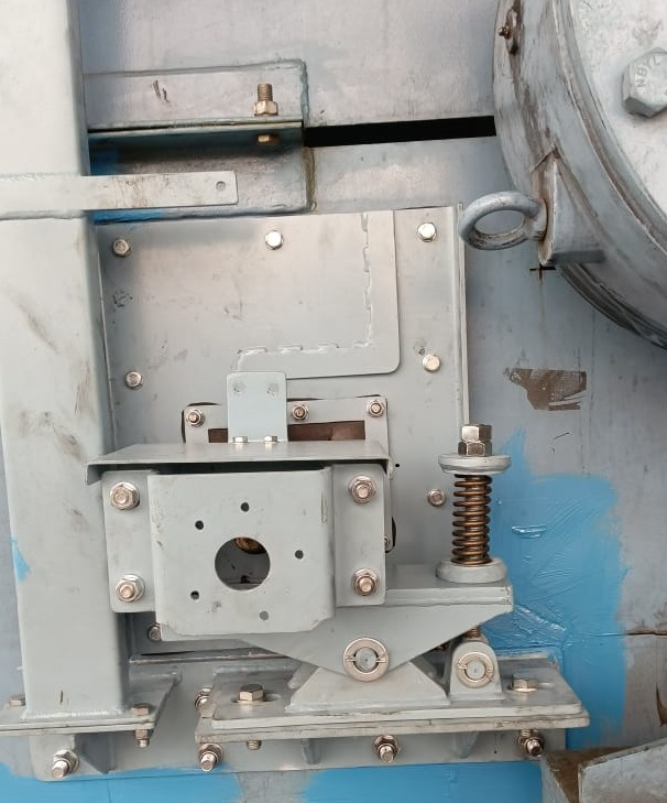 крепеж очистителя конвейерной ленты