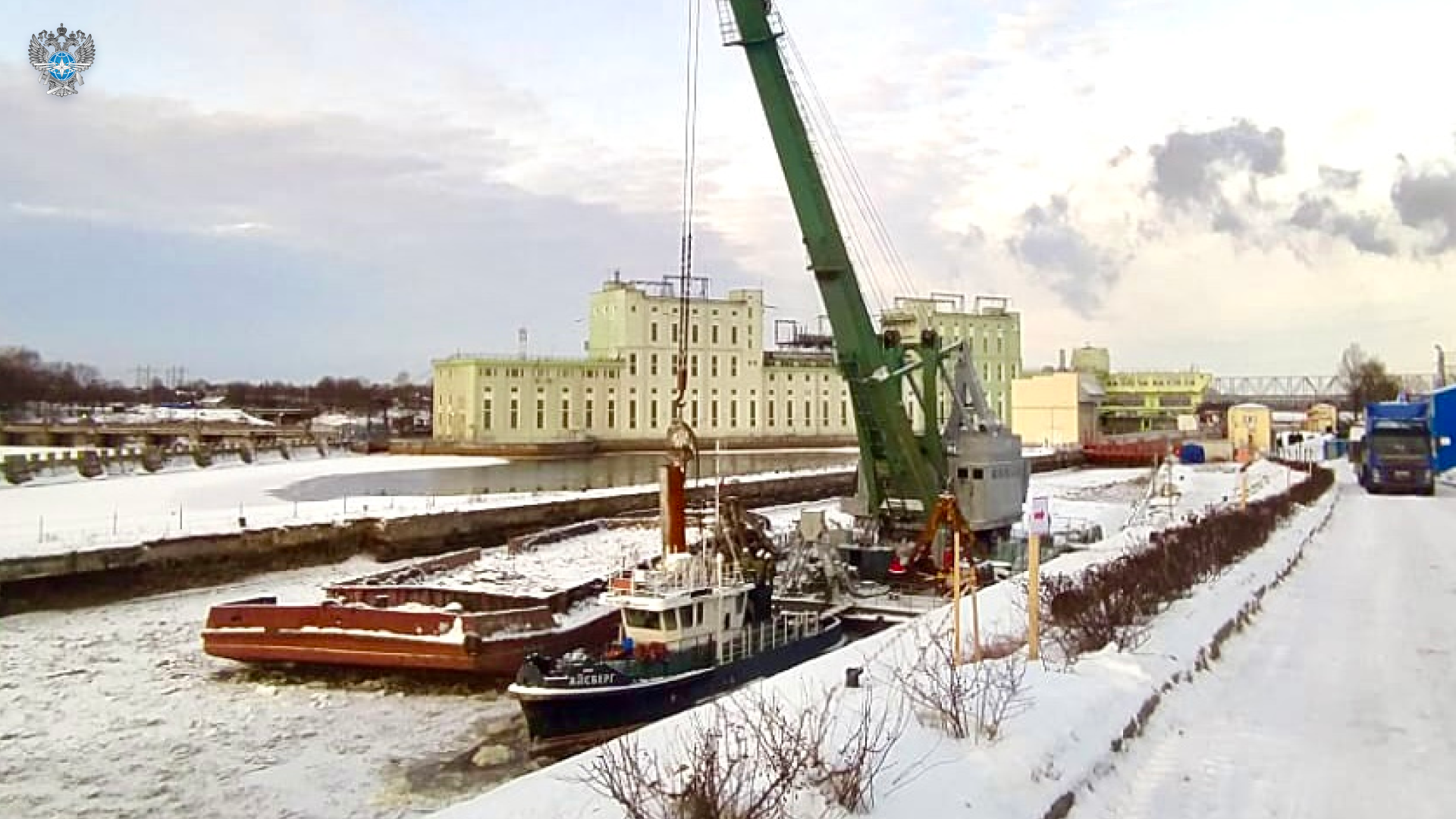 В Ленинградской области продолжаются работы по реконструкции Волховского шлюза
