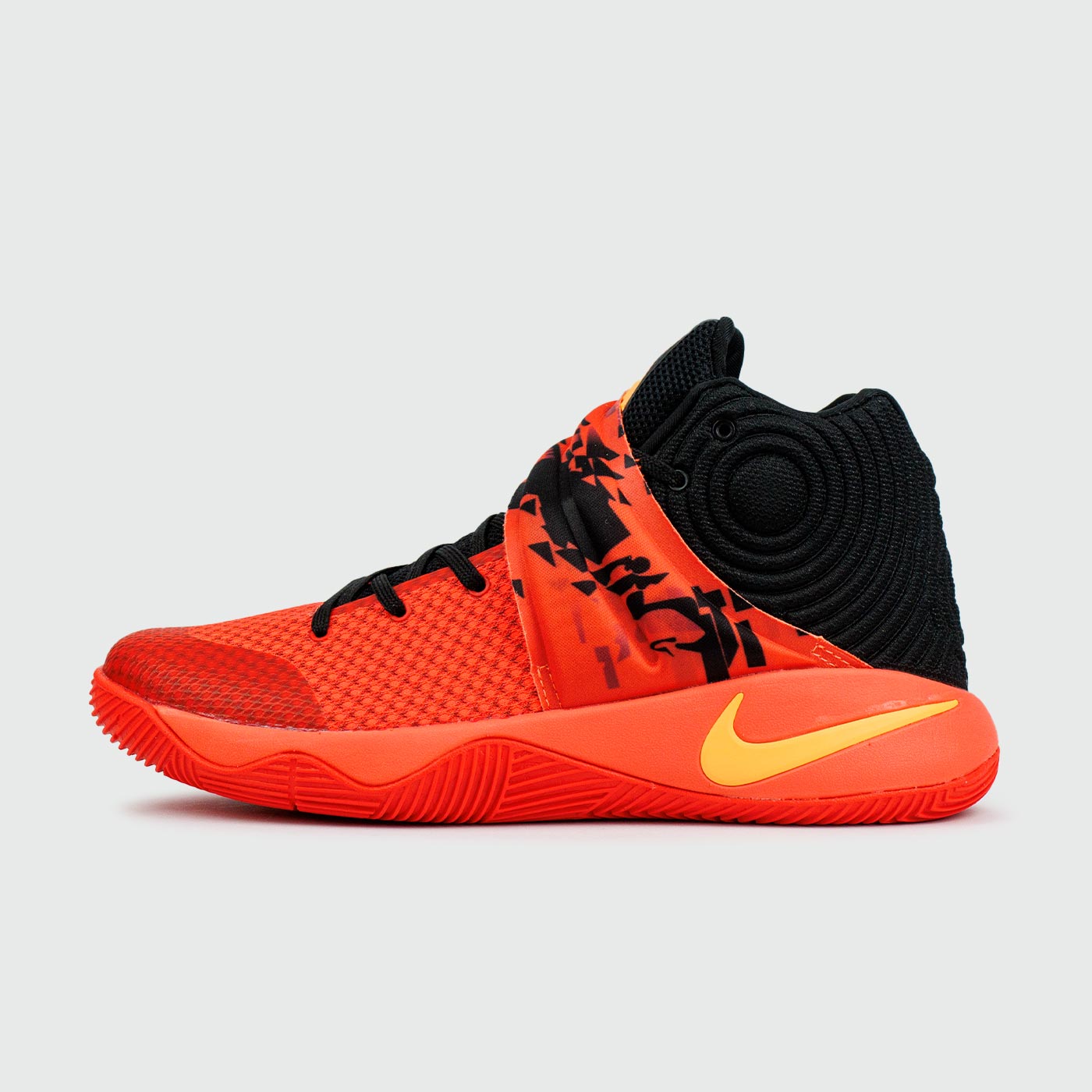 Kyrie 2 Orange Black чаще выбирают клиенты