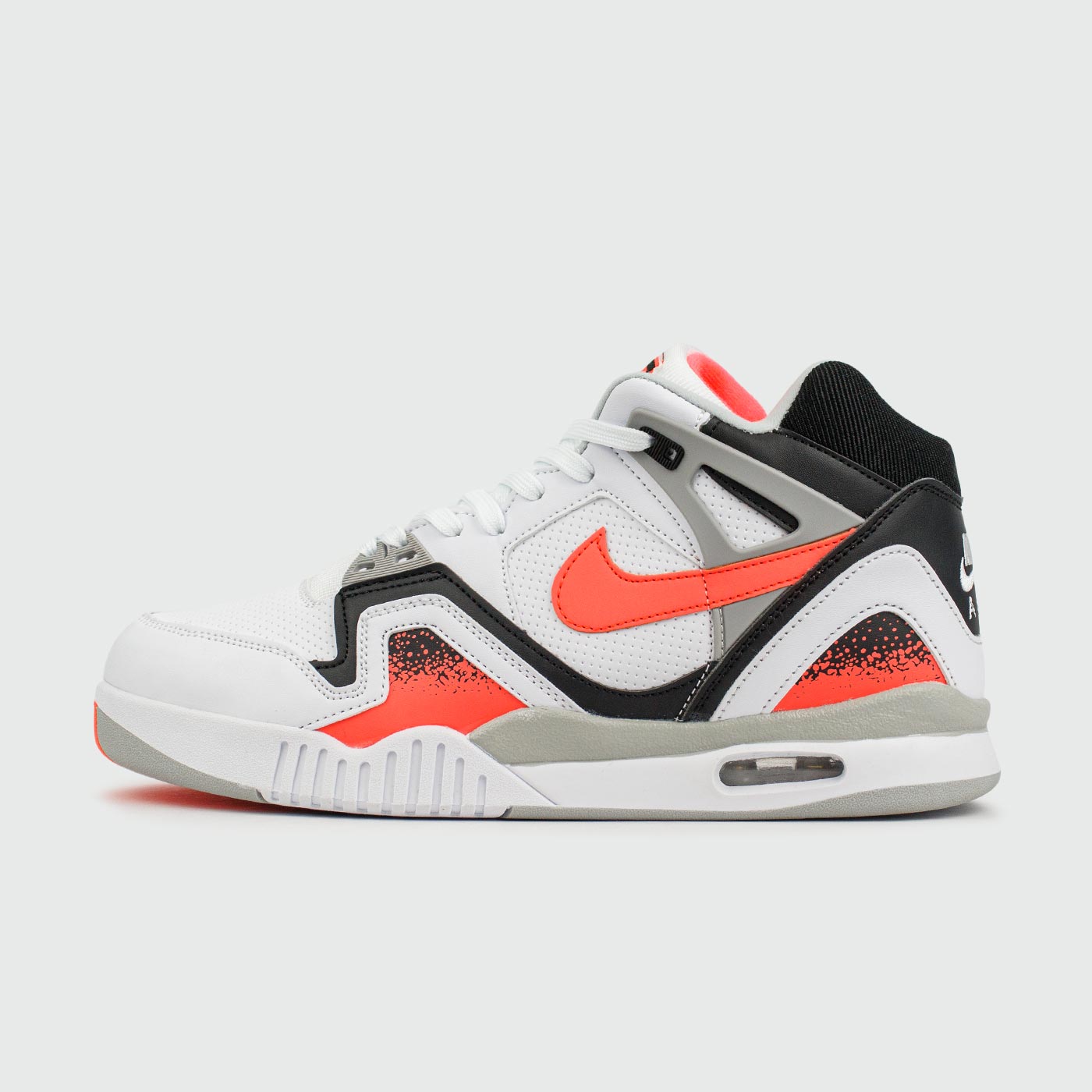Air Tech Challenge 2 Hot Lava чаще выбирают клиенты