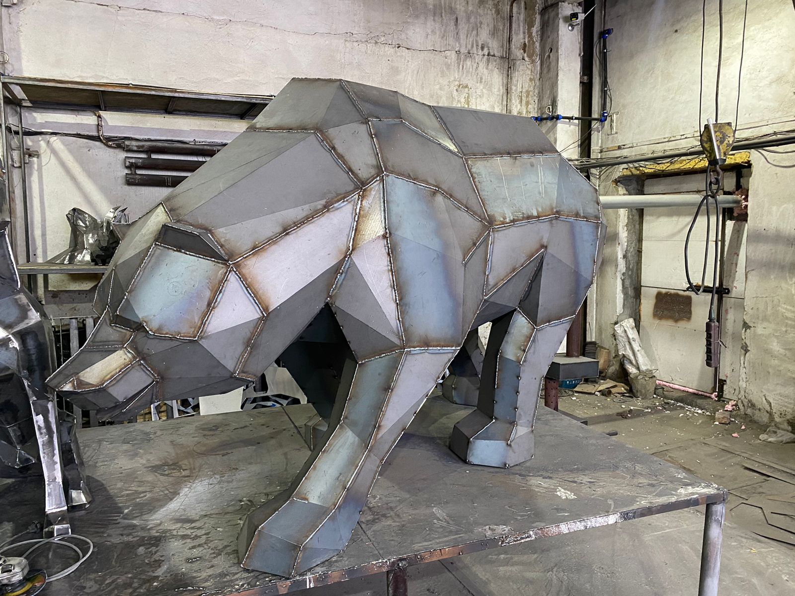 Полигональная фигура Медведь