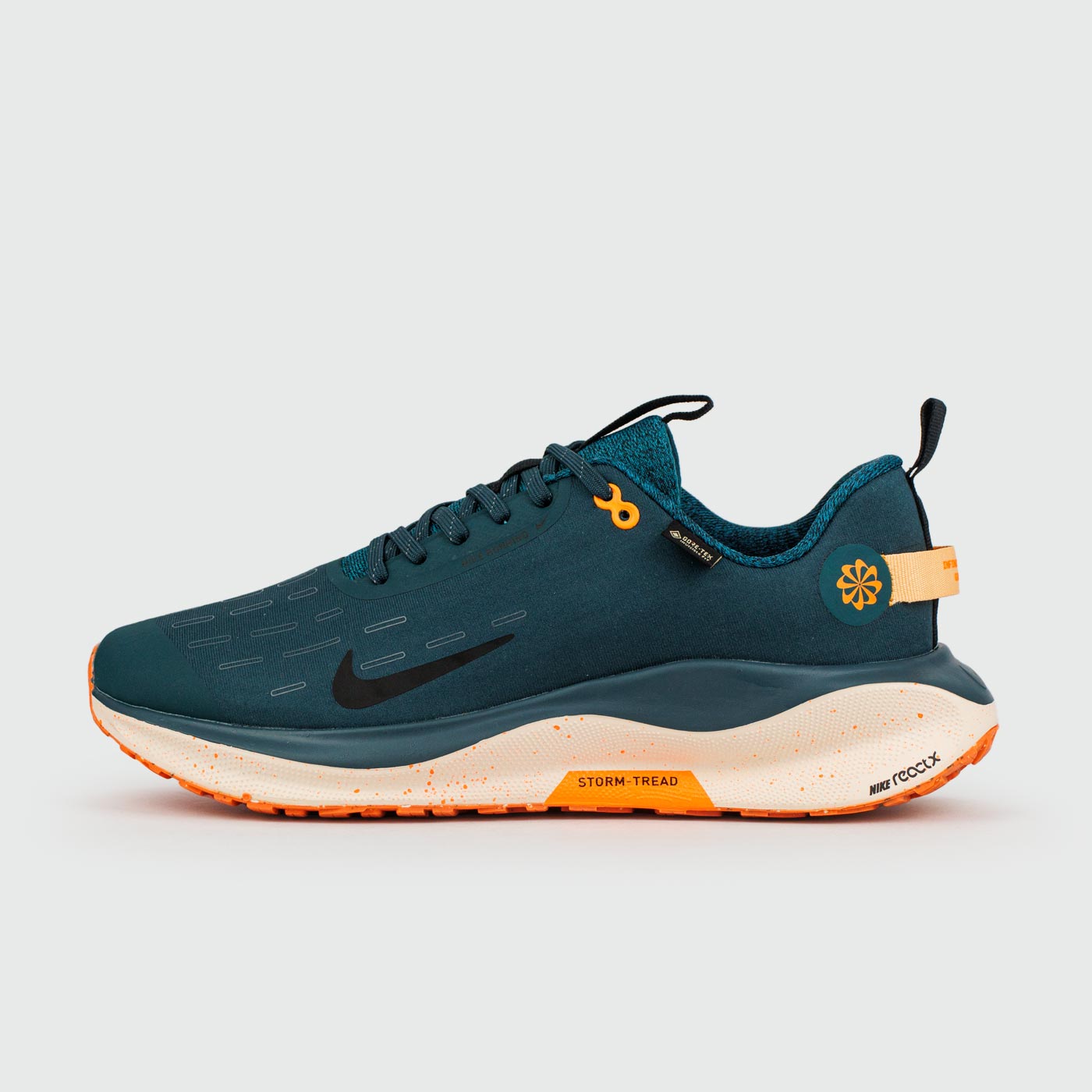 Infinity Run 4 GORE-TEX Green чаще выбирают клиенты
