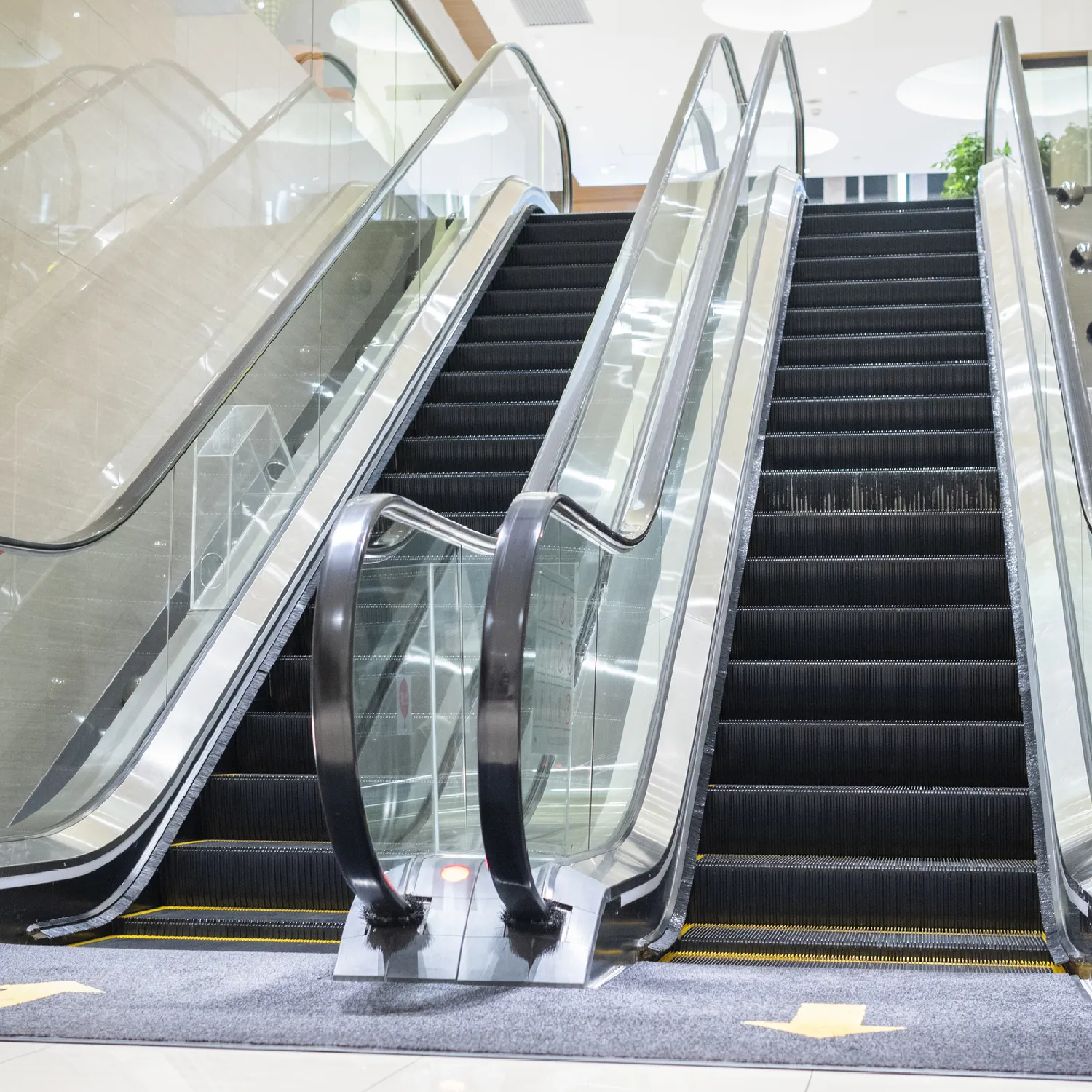 Применение электродвигателей WEG W21 для конвейеров и подъёмных механизмов