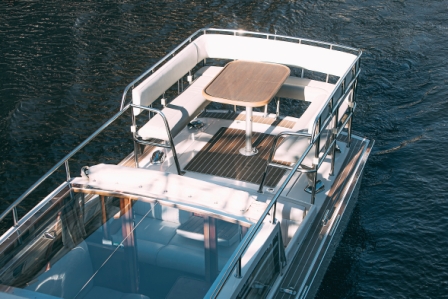 катер по каналам аренда СПб 2026 катер по каналам аренда СПб 2026