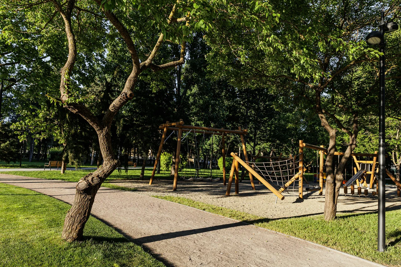 игровые площадки в отеле Россиянка