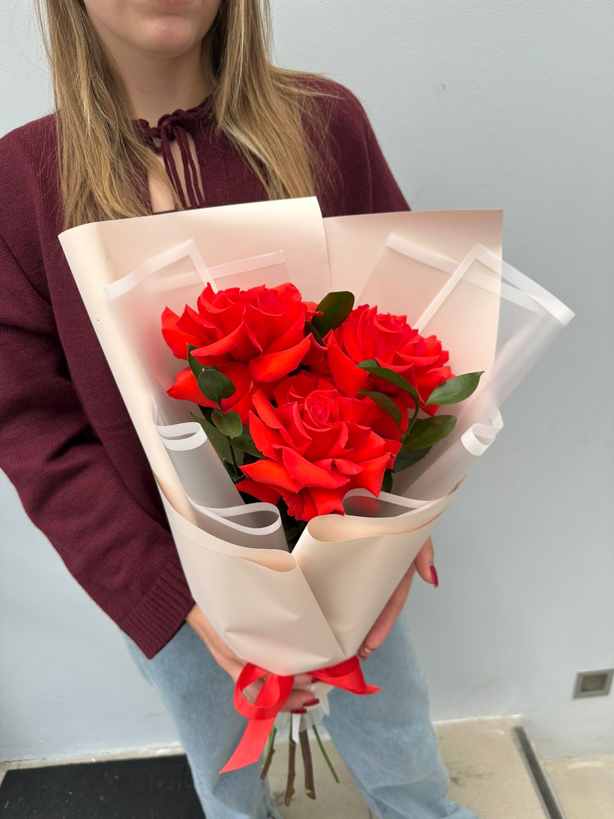 Букет цветов "Волшебная палитра". Доставка цветов в Южно-Сахалинске. Цветочная мастерская Лейка.