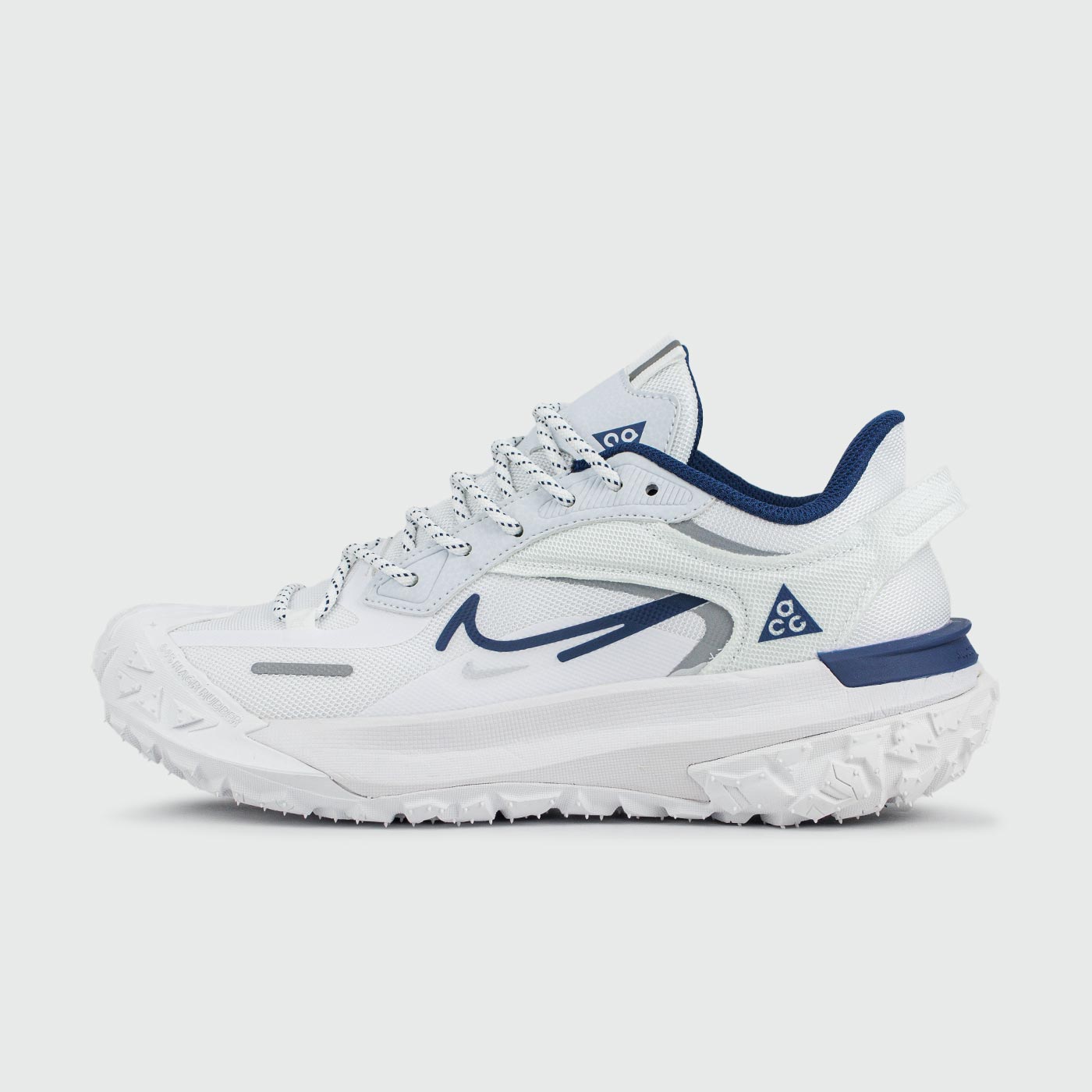 ACG Mountain Fly 2 Low Gtx White Blue чаще выбирают клиенты
