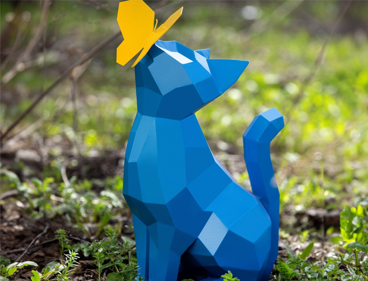 Полигональная фигура Котенок