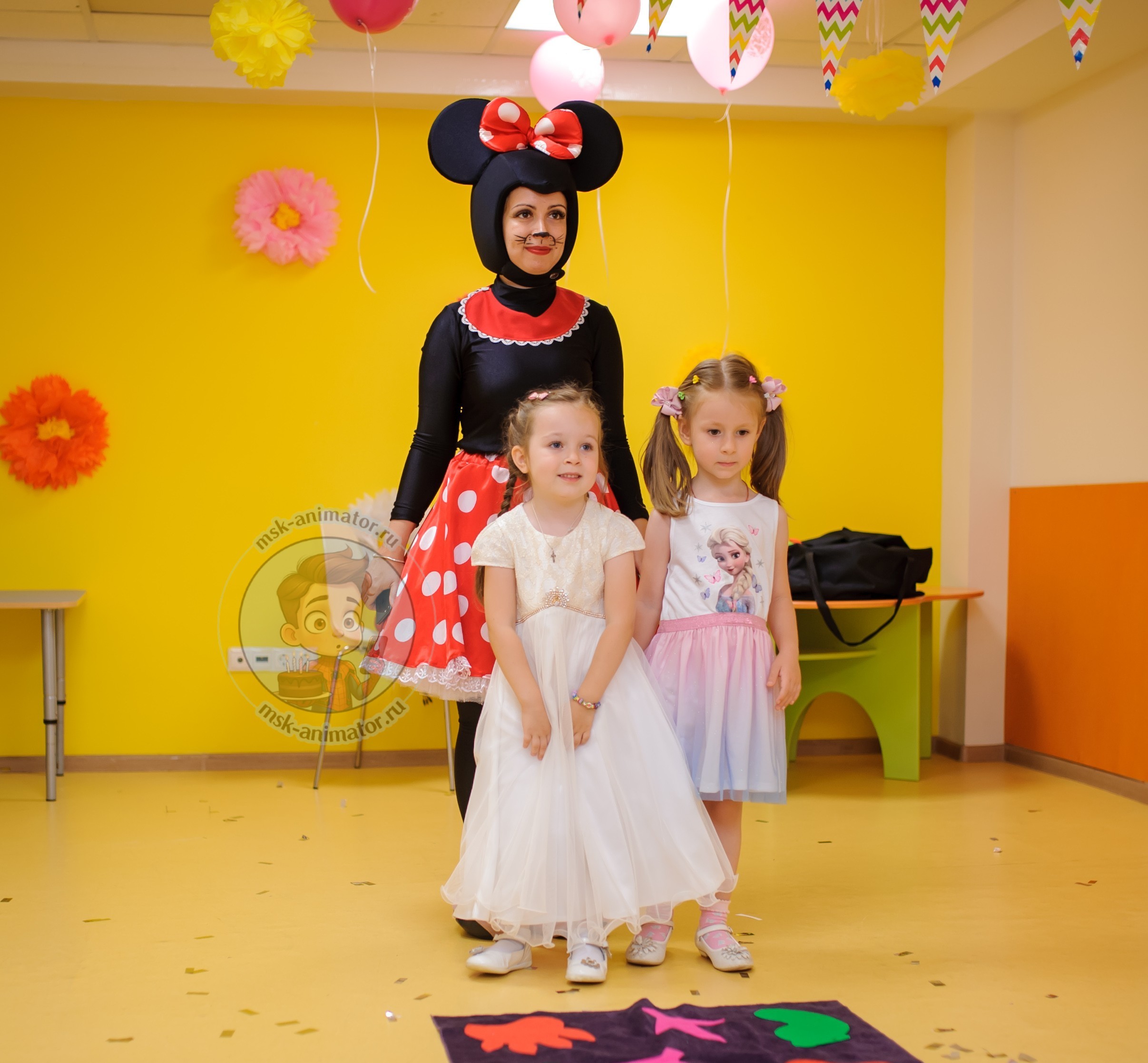 animatory-mikki-i-minni-maus-na-detskij-prazdnik-moskva