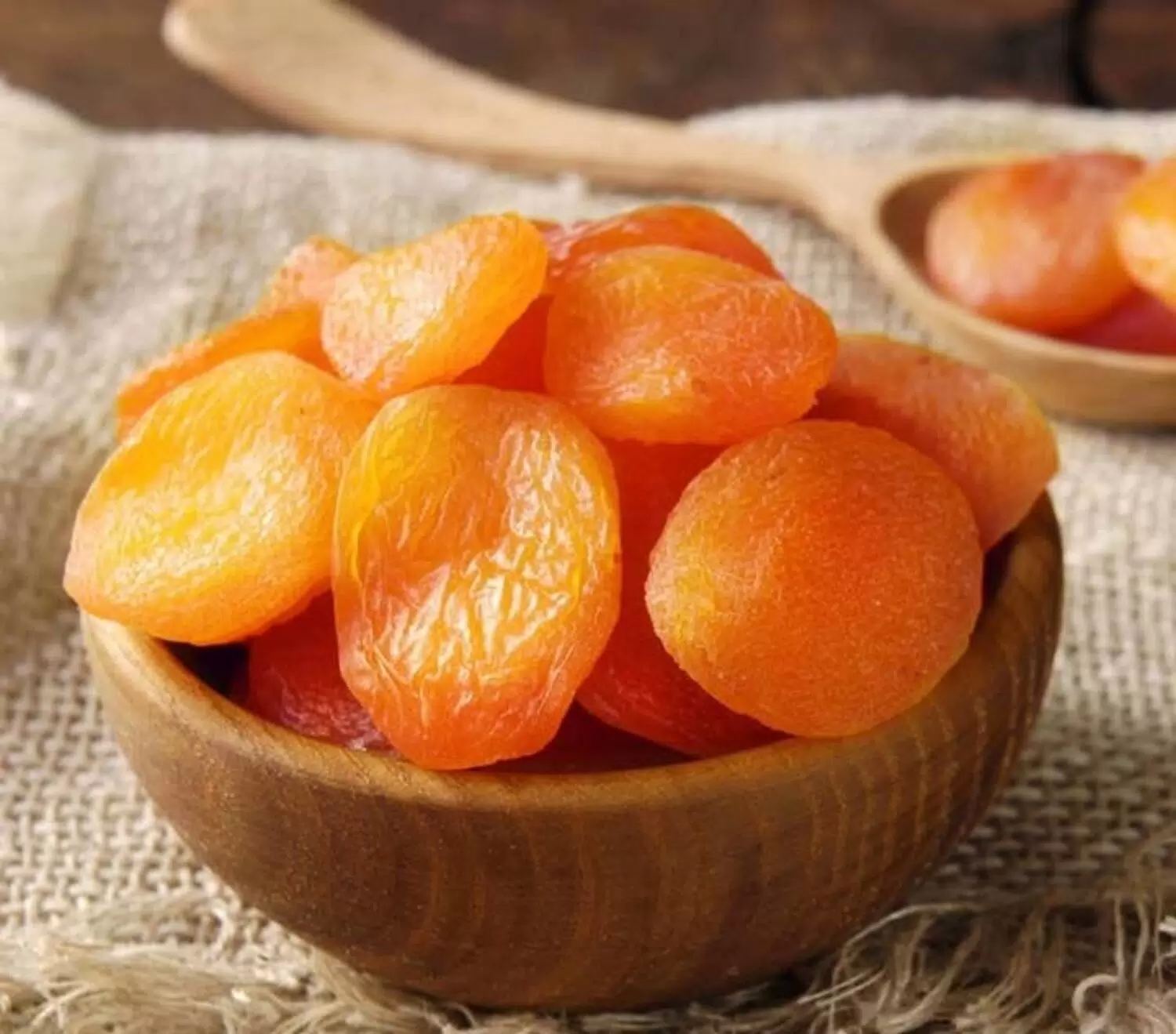 Урюк джамбо, п/т