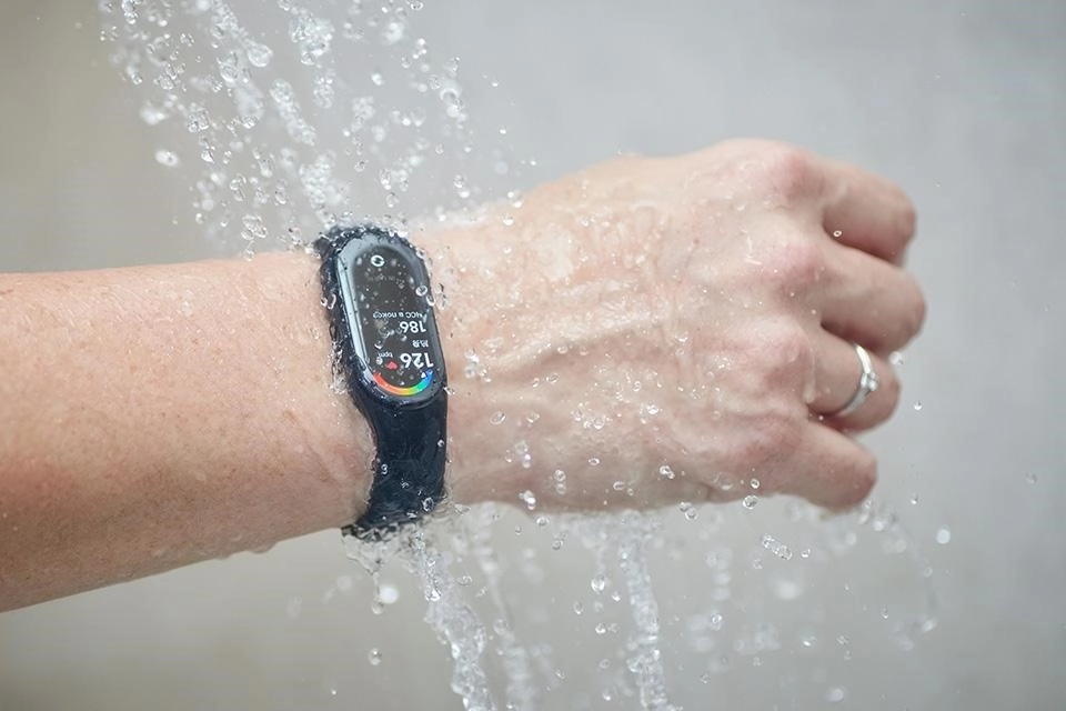 Влагозащита часов и фитнес-браслетов Влагозащита часов и фитнес-браслетов: почему они протекают в бассейне и душе.