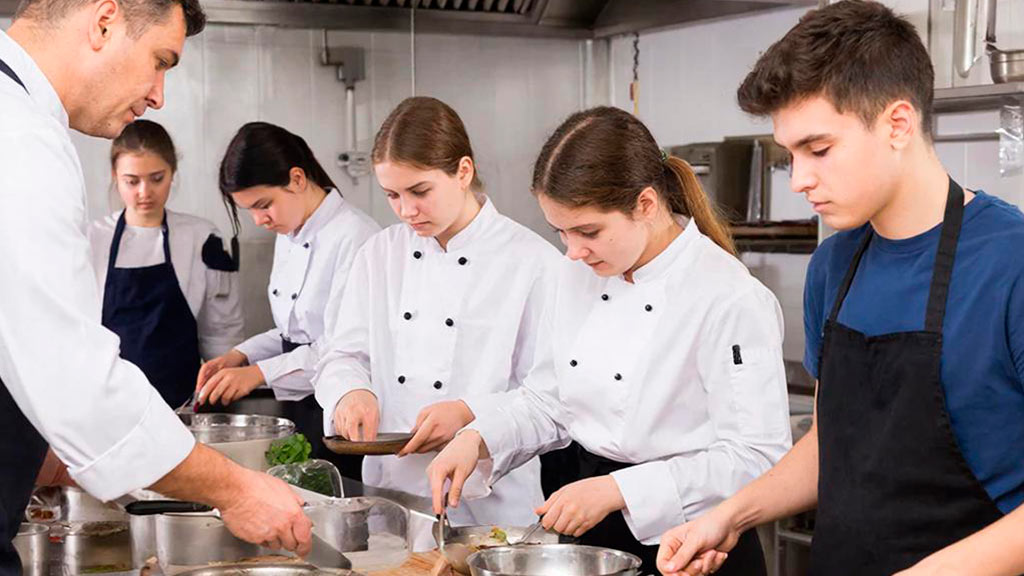 подготовка поваров в Амурской области