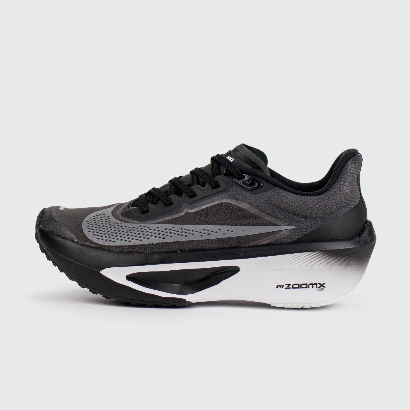 Zoom Fly 6 Black/White Wmns чаще выбирают клиенты