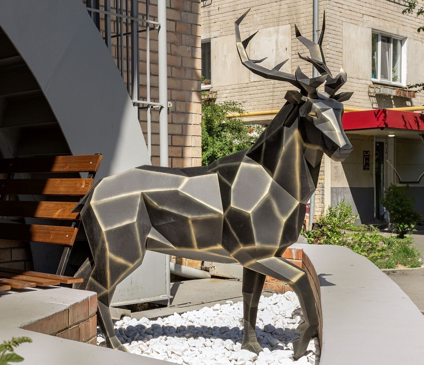 Полигональные скульптуры животных