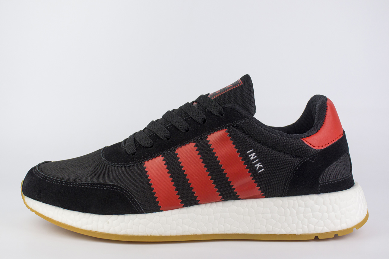 Iniki Runner Boost Black/Red чаще выбирают клиенты