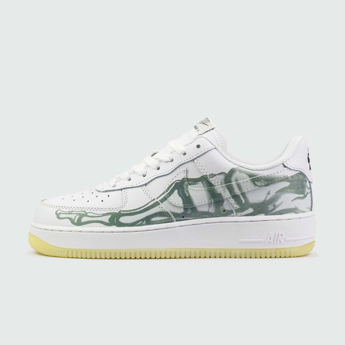 Air Force 1 Low Skeleton Wmns Triple White чаще выбирают клиенты