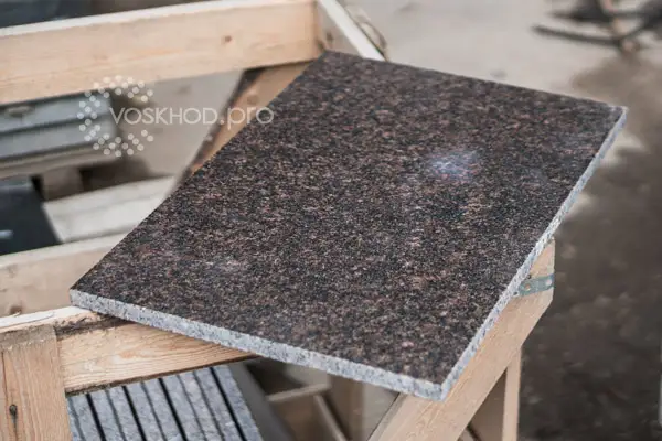 Гранитная плитка из гранита облицовка фасад Балтийский гранит оптом москва