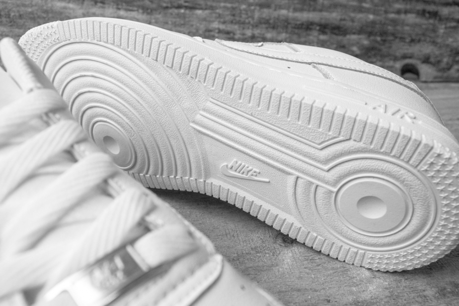 Nike Air Force 1 Low Triple White/Triple Black обзор товара и новинки, статьи и многое другое
