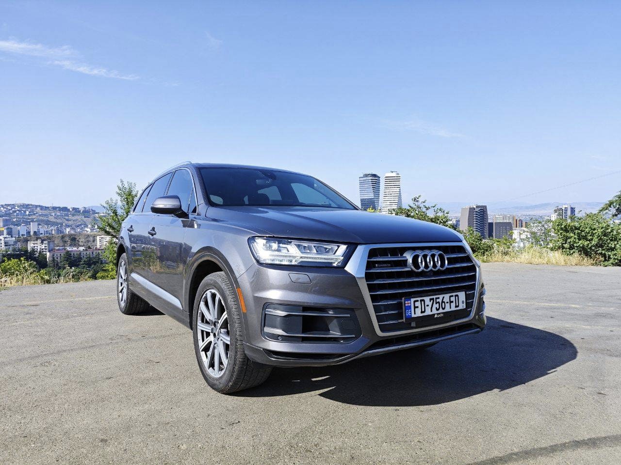 Аренда Audi Q7 в Грузии