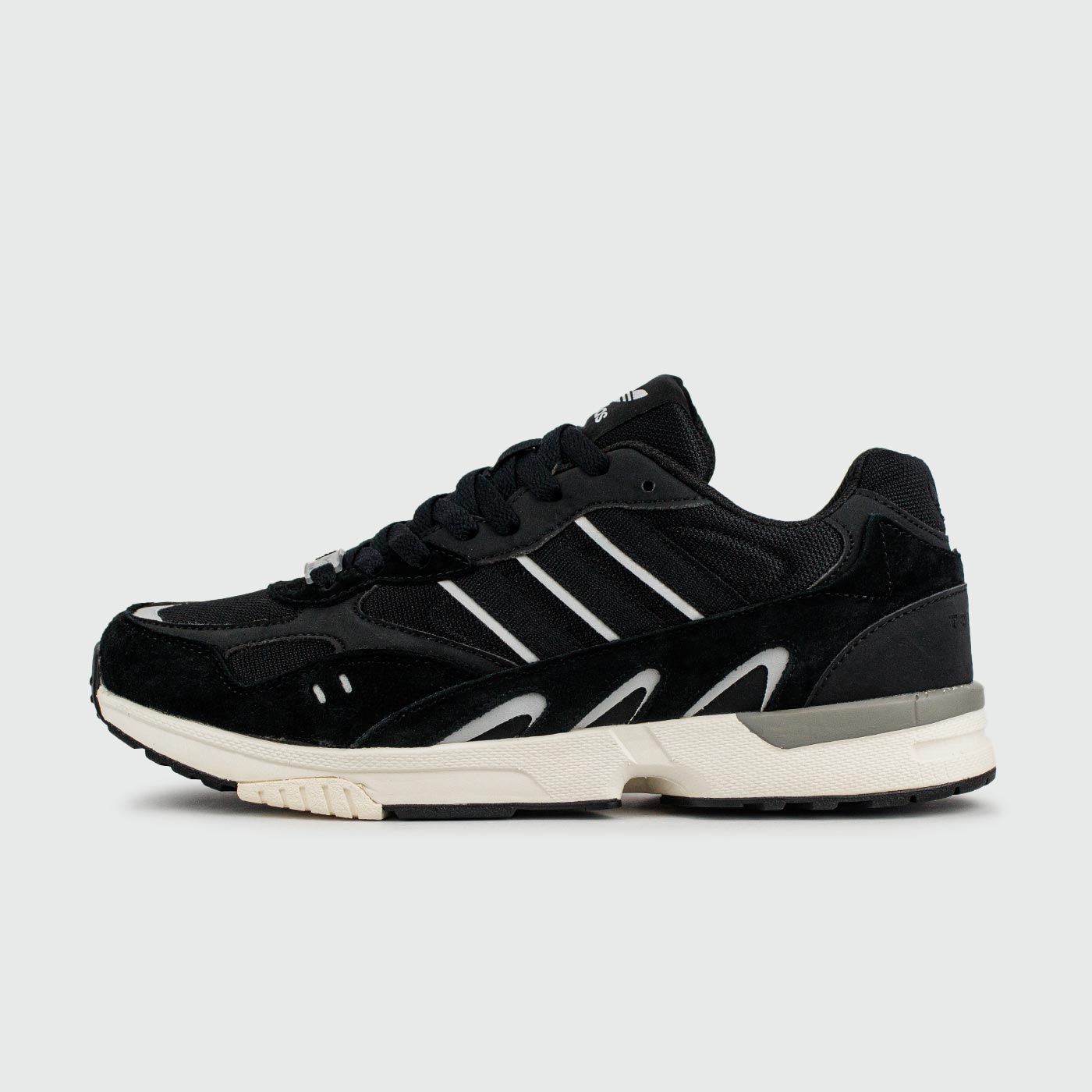 TORSION SUPER Black/White чаще выбирают клиенты