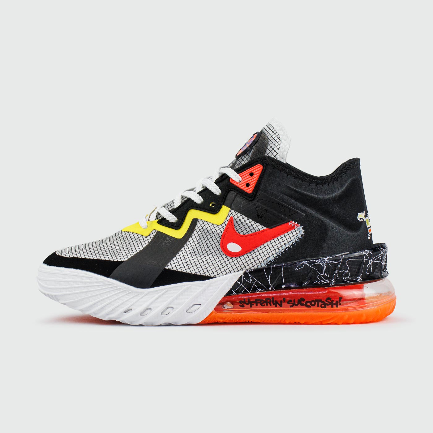 Lebron 18 Low Grey Black чаще выбирают клиенты