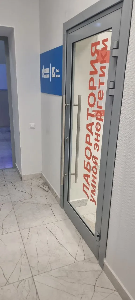 Интерьерная реклама Лига Вузов, фото из портфолио РПК "Фриз"