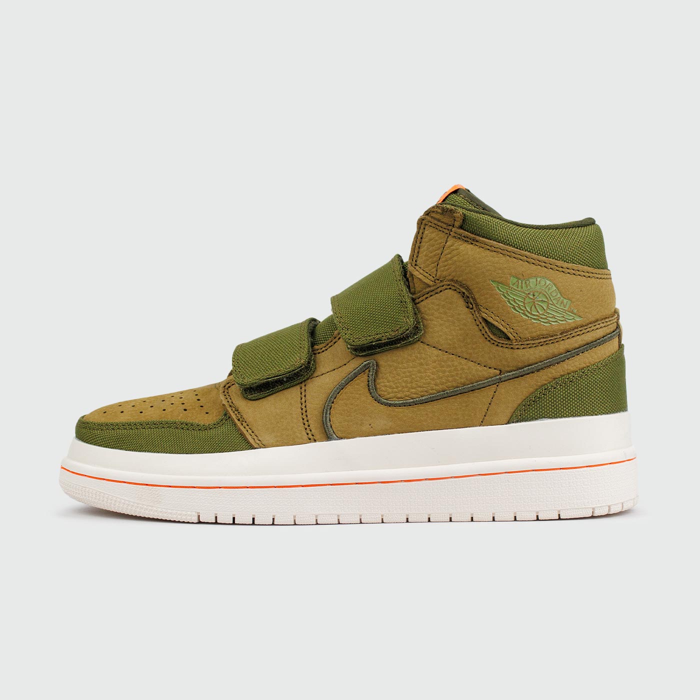 1 High Double Strap Olive/White чаще выбирают клиенты