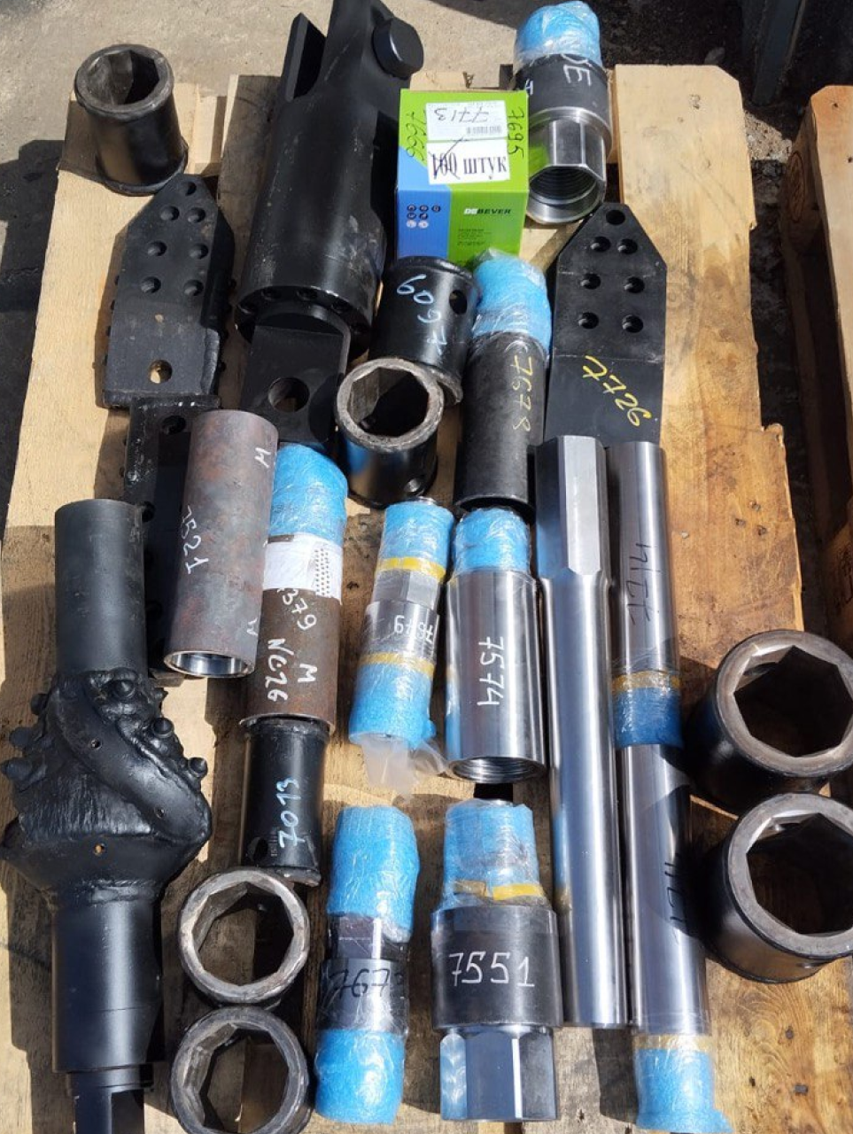 Комплектующие для горизонтально-направленного бурения Комплектующие для горизонтально-направленного бурения