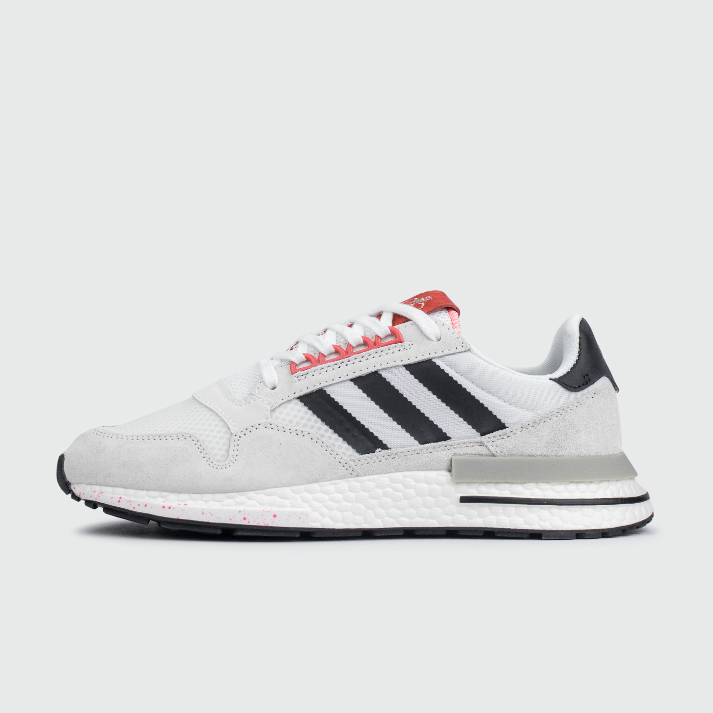 ZX 500 Boost White/Red чаще выбирают клиенты