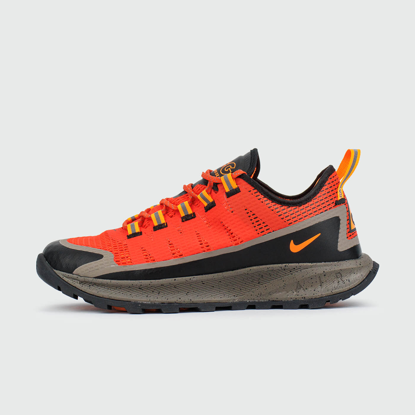 ACG Air Nasu Gtx Red Black чаще выбирают клиенты