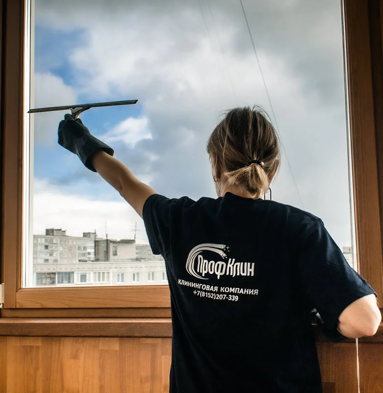 МЫТЬЕ СТЕКОЛ НА ФАСАДАХ В МУРМАНСКЕ МЫТЬЕ СТЕКОЛ НА ФАСАДАХ В МУРМАНСКЕ